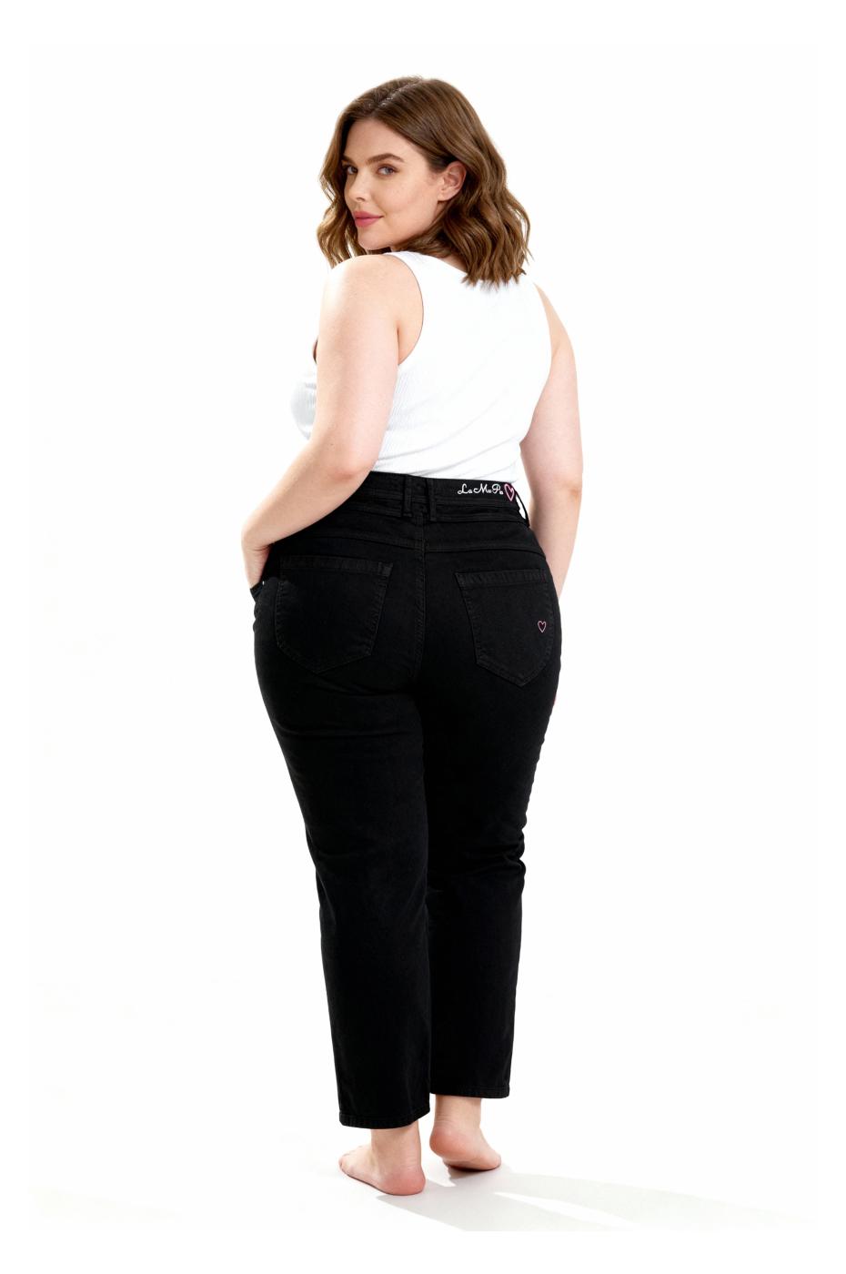 Rona Regular - Black